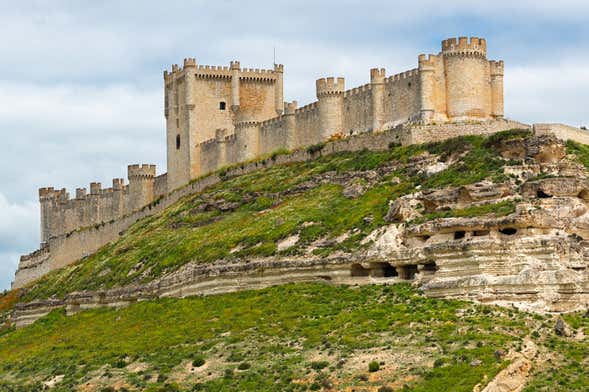 Visita guiada por el castillo de Peñafiel + Museo del Vino